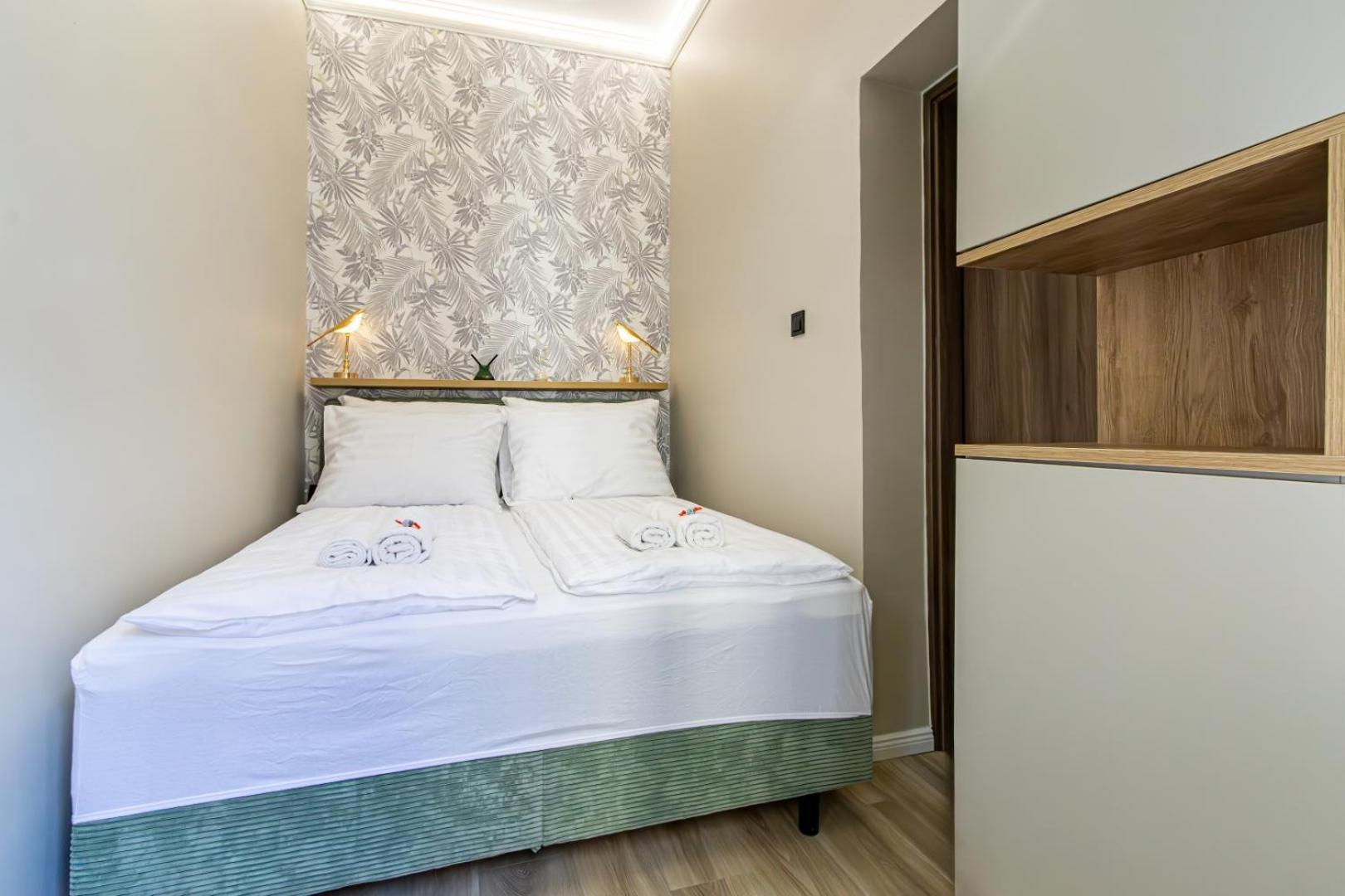 Oasis Apartment On The Broadway With Ac Будапеща Екстериор снимка