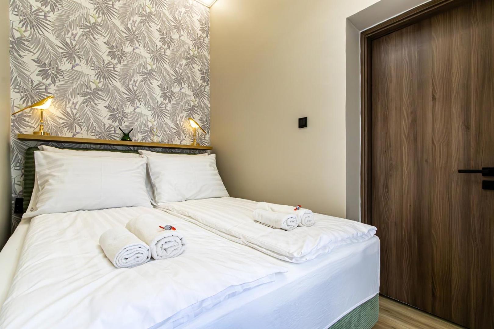 Oasis Apartment On The Broadway With Ac Будапеща Екстериор снимка
